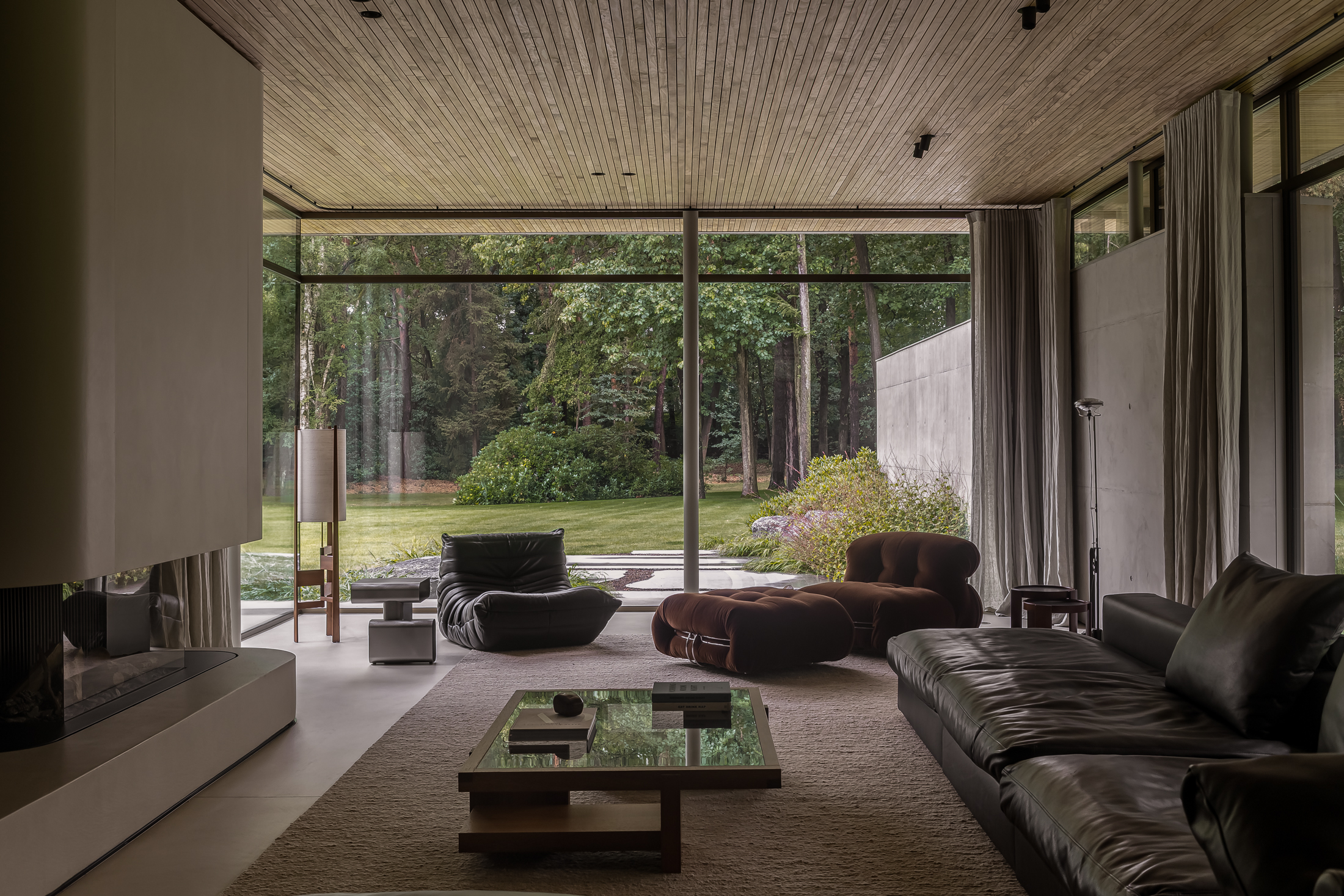 Concrete House by Niels Maier and Welten Eliëns Architecten