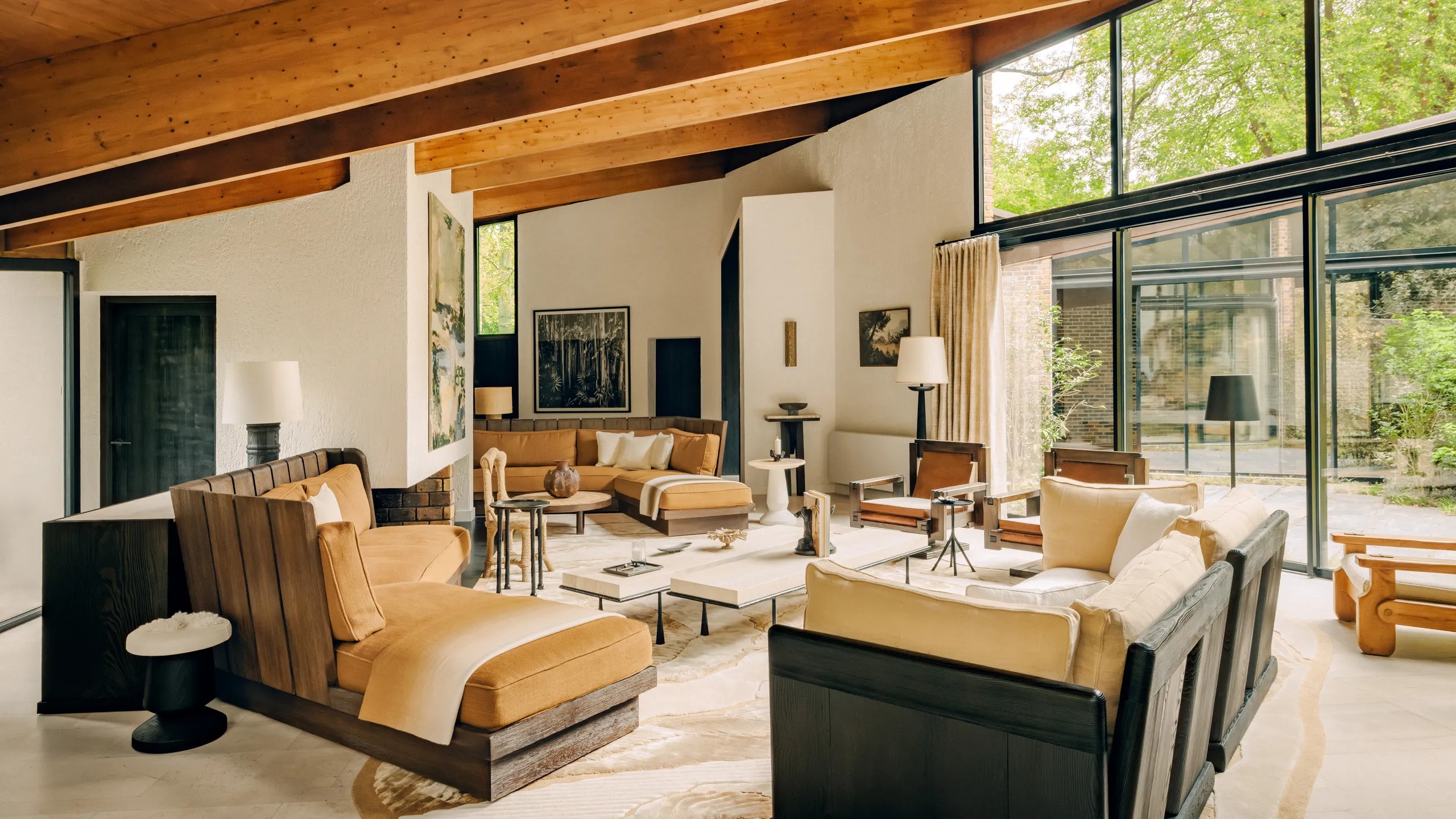 Chantilly Country House by Gilles & Boissier